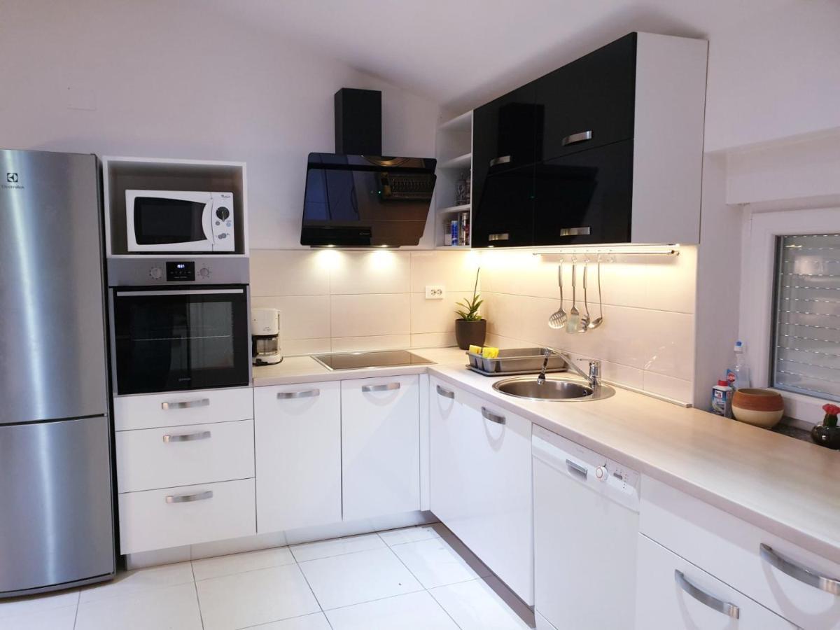 Apartman Lara Crikvenica Exterior photo